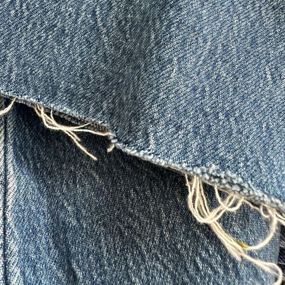 Levi's 70s Inspired High Rise Slim Fit Medium Wash Raw Edge Flare Denim Jeans 28 - Picture 7 of 13